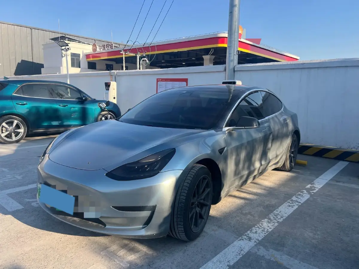2020 Tesla Model 3 BEV 52KWH