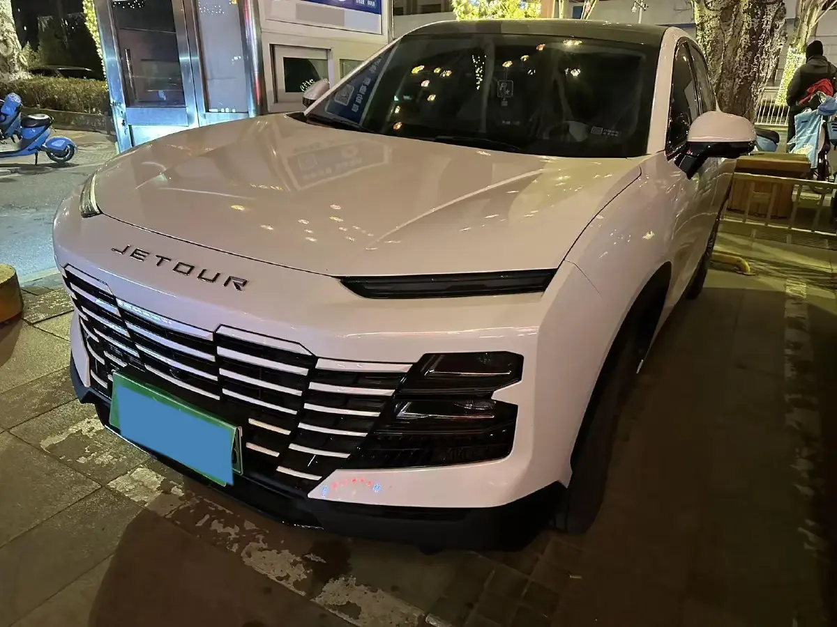 2023 Jetour DASHING i-DM 1.5T 156HP L4 3DHT PHEV 19.27KWH