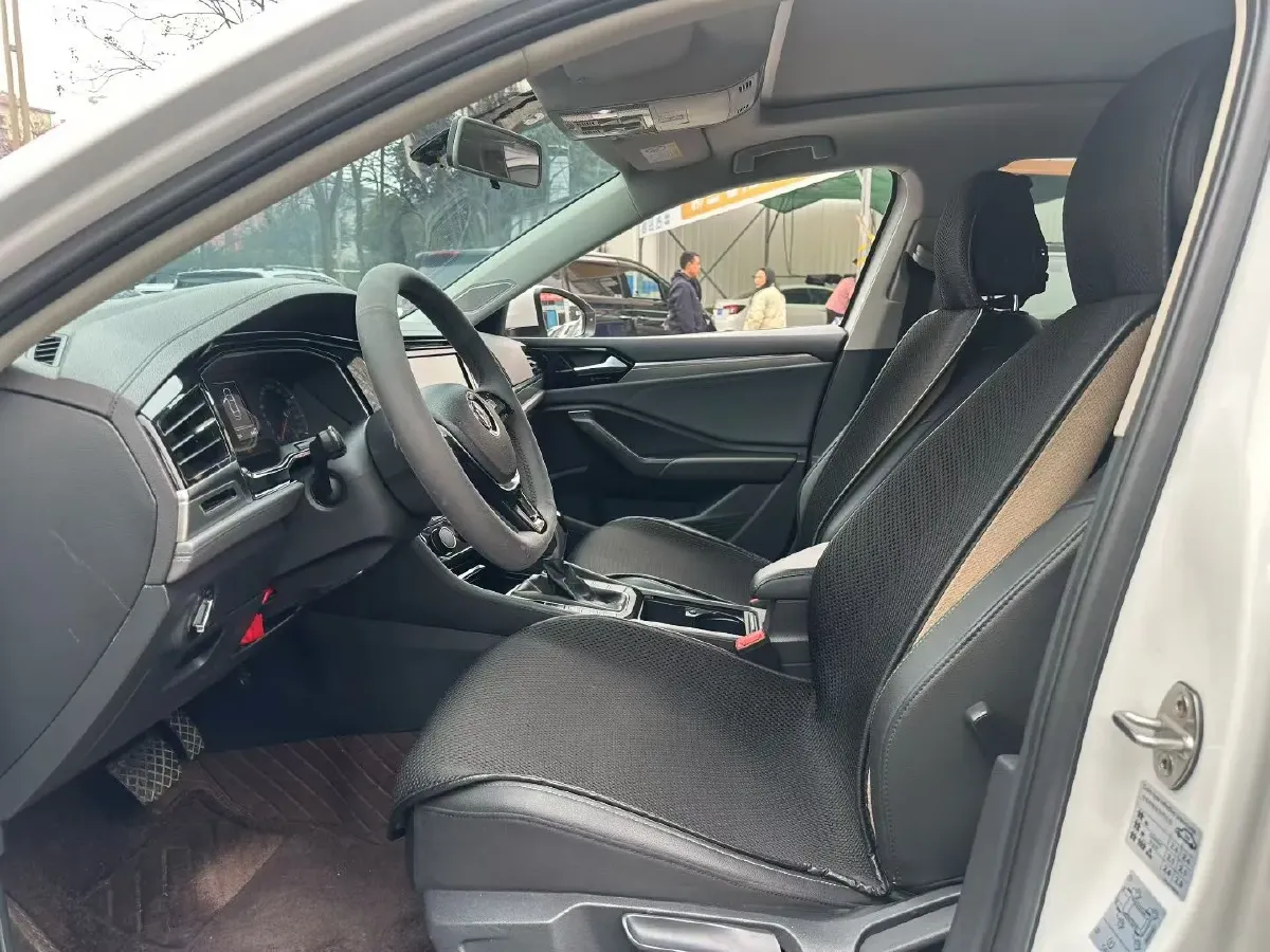 2019 Luxgen Grand 7 MPV 2.0T 188HP L4 6AT,autocango,china used car exporter,china ev exporter,chinese used car exporter,chinese used ev exporter