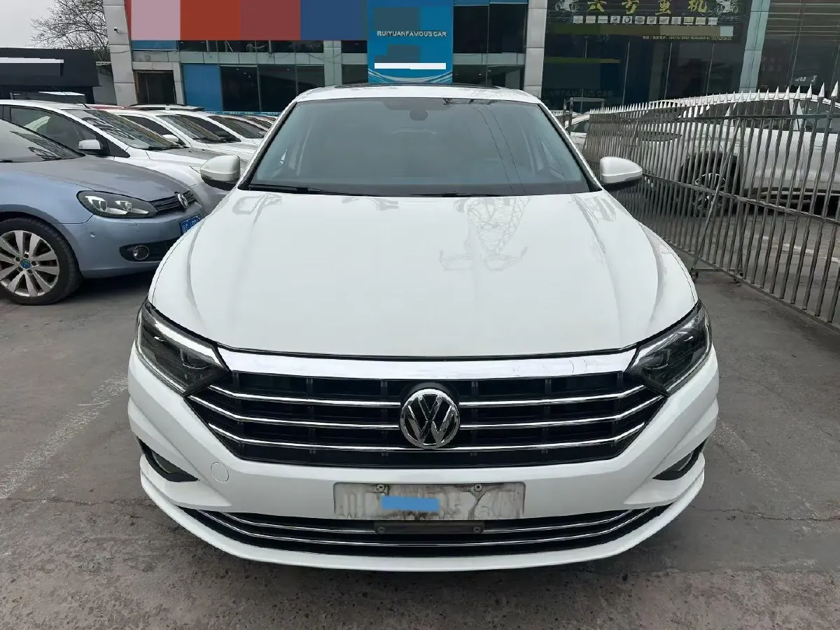 2019 Luxgen Grand 7 MPV 2.0T 188HP L4 6AT,autocango,china used car exporter,china ev exporter,chinese used car exporter,chinese used ev exporter