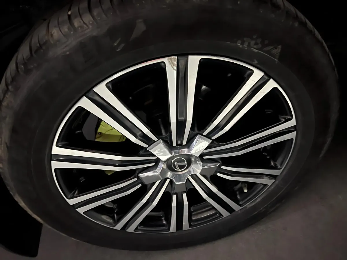 2017 Lexus LX 5.7L 367HP V8 8AT,autocango,china used car exporter,china ev exporter,chinese used car exporter,chinese used ev exporter