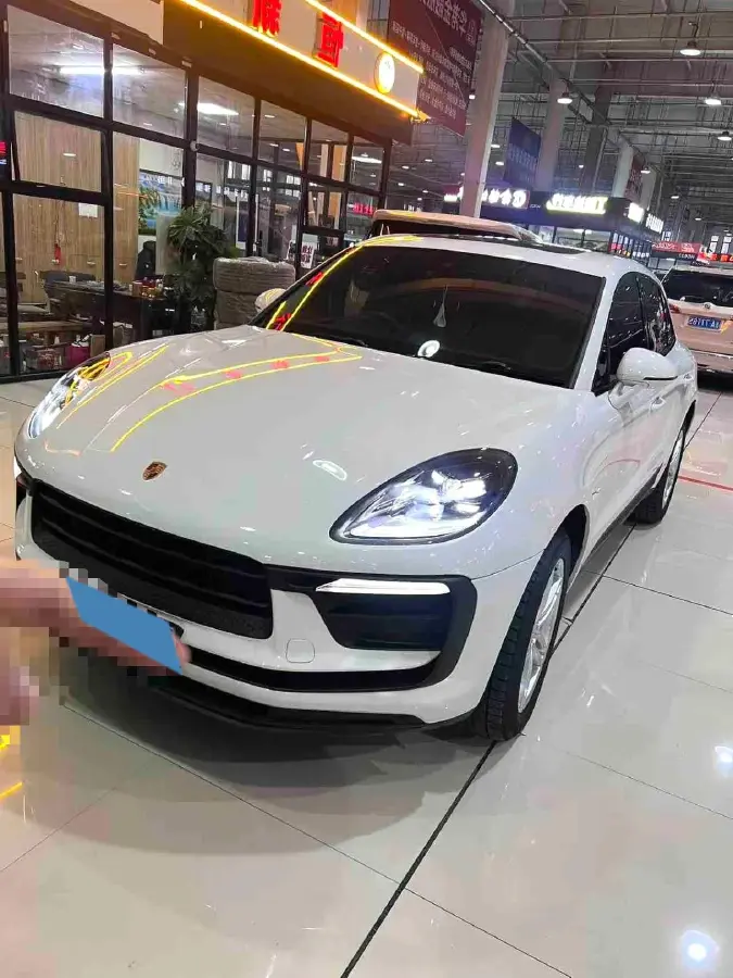 2023 Porsche Macan 2.0T 265HP L4 7DCT