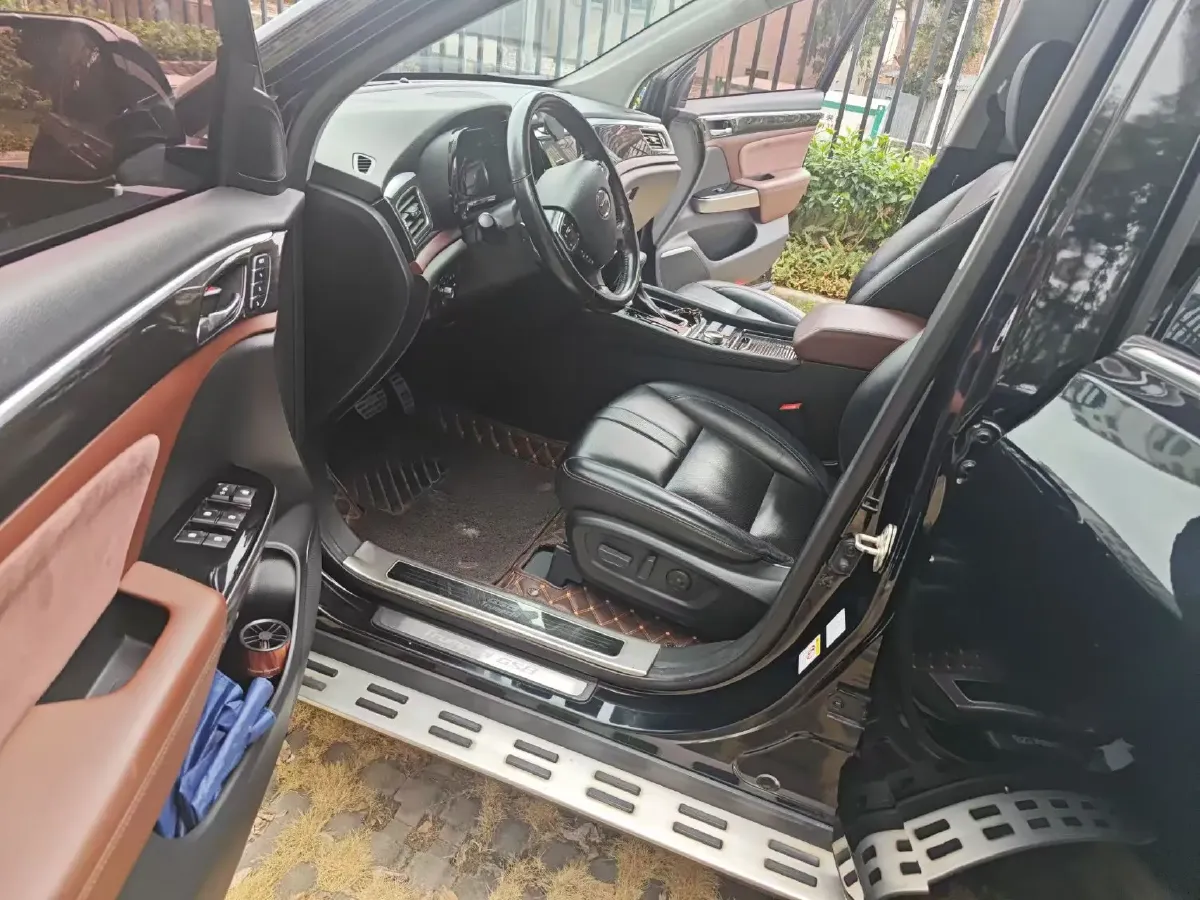 2017 GAC Trumpchi GS8 2.0T 201HP L4 6AT,autocango,china used car exporter,china ev exporter,chinese used car exporter,chinese used ev exporter