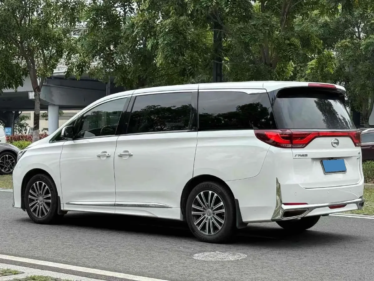 2021 GAC Trumpchi M8 2.0T 252HP L4 8AT,autocango,china used car exporter,china ev exporter,chinese used car exporter,chinese used ev exporter