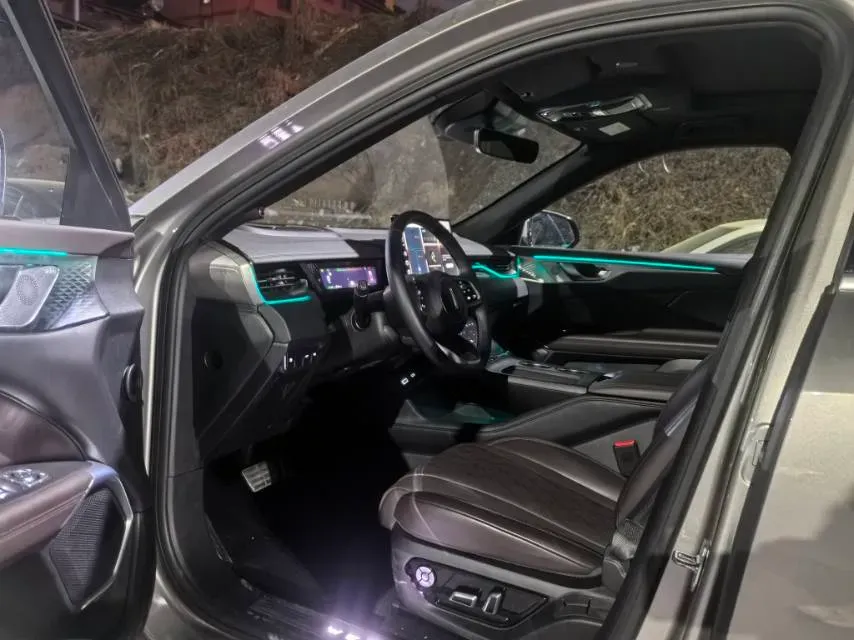 2024 WEY Mocha 1.5T 170HP L4 4DHT PHEV 35.04KWH,autocango,china used car exporter,china ev exporter,chinese used car exporter,chinese used ev exporter