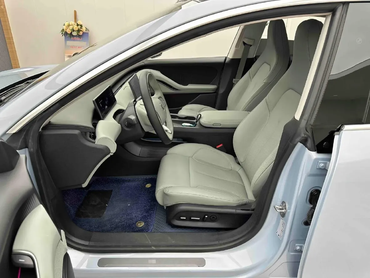 2022 JunTian HeiWuShi Youth 2.0T 203HP L4 6AT,autocango,china used car exporter,china ev exporter,chinese used car exporter,chinese used ev exporter