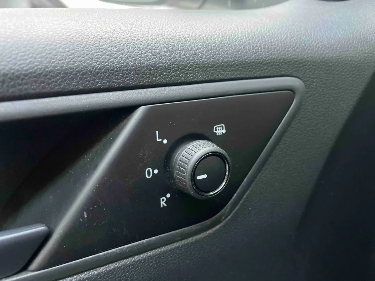 2024 Jetta VA3 1.5L 112HP L4 5MT,autocango,china used car exporter,china ev exporter,chinese used car exporter,chinese used ev exporter