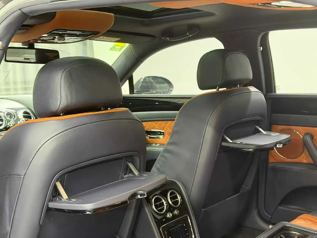 2017 Bentley Flying Spur 4.0T 528HP V8 8AT,autocango,china used car exporter,china ev exporter,chinese used car exporter,chinese used ev exporter
