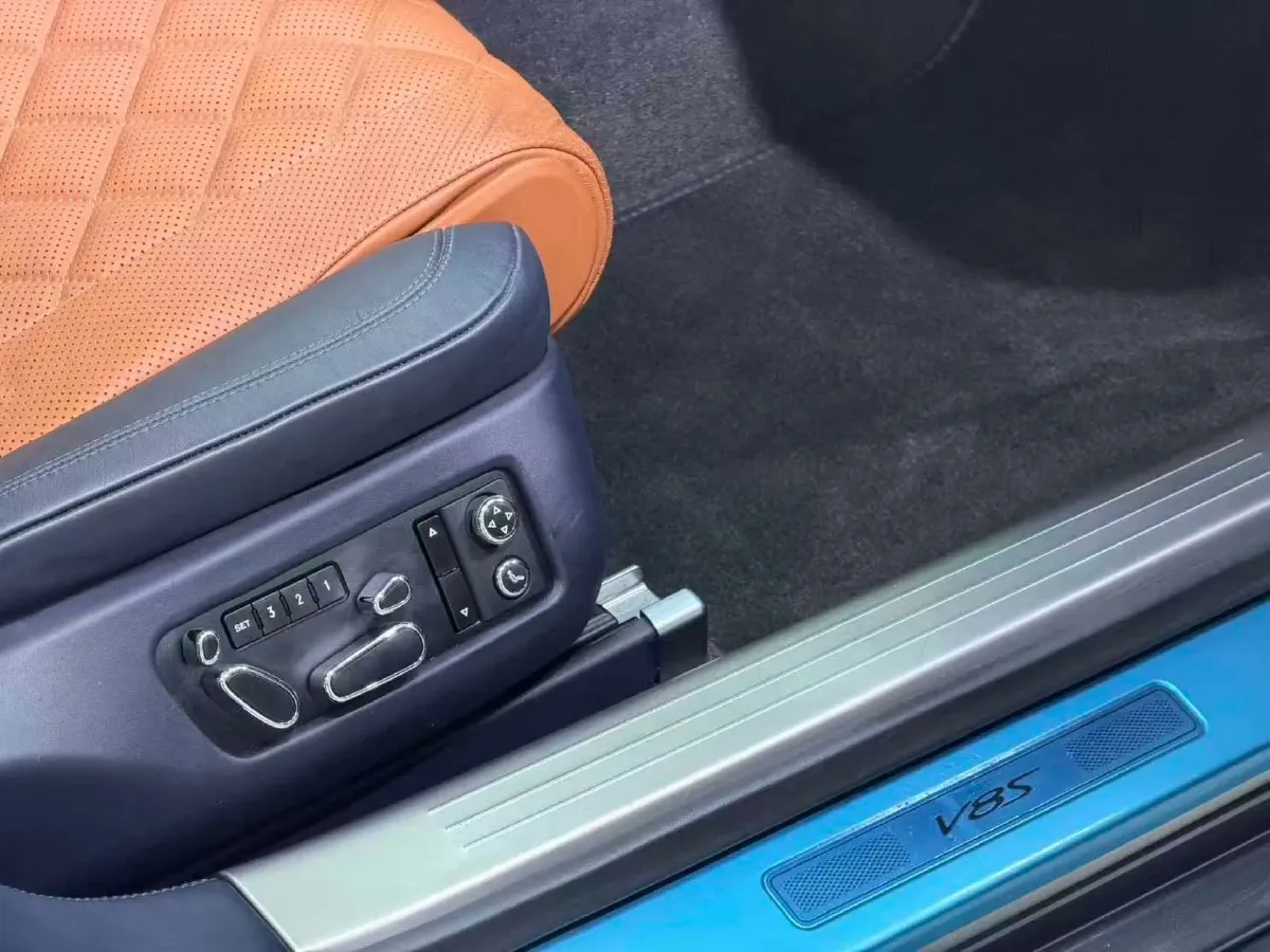 2017 Bentley Flying Spur 4.0T 528HP V8 8AT,autocango,china used car exporter,china ev exporter,chinese used car exporter,chinese used ev exporter