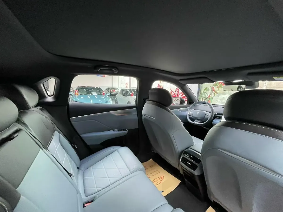 2025 ChangAn QiYuan A07 BEV 56.1KWH,autocango,china used car exporter,china ev exporter,chinese used car exporter,chinese used ev exporter