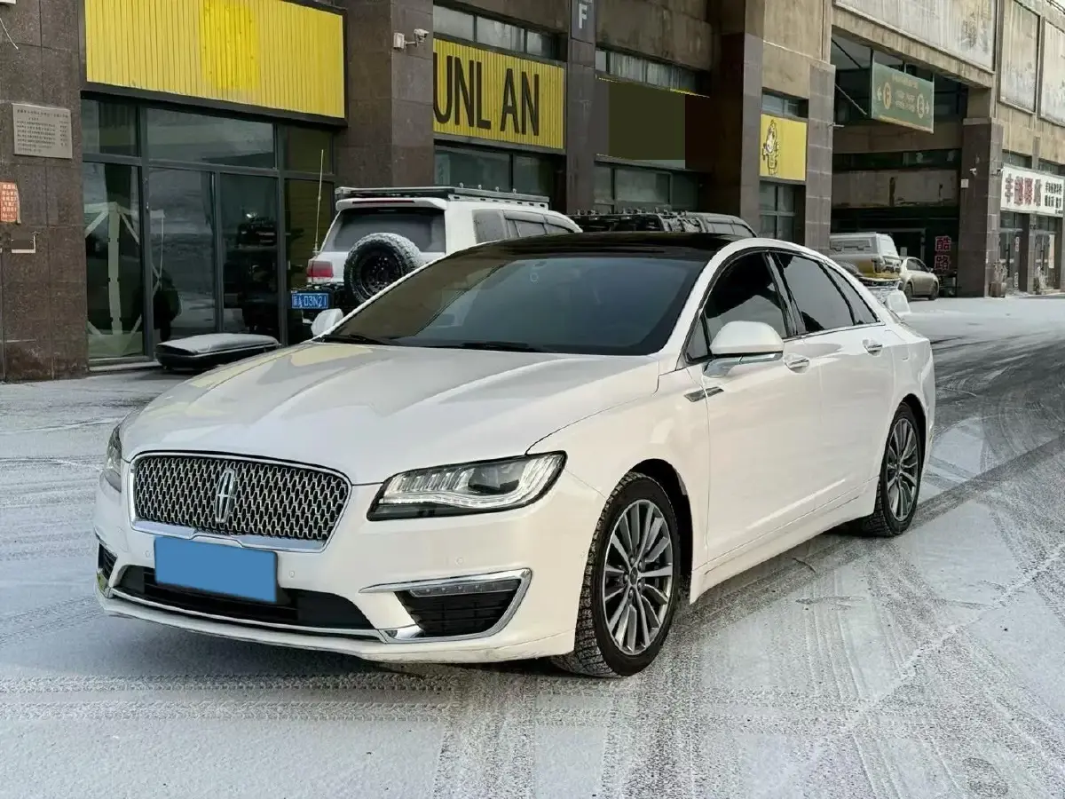 2019 Lincoln MKZ 2.0T 196HP L4 6AT