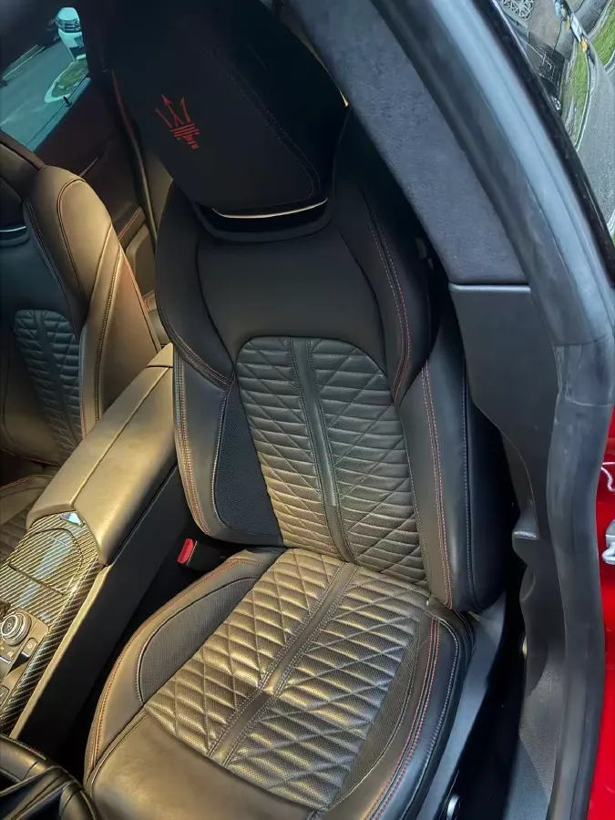 2021 Maserati Ghibli 3.0T 350HP V6 8AT,autocango,china used car exporter,china ev exporter,chinese used car exporter,chinese used ev exporter