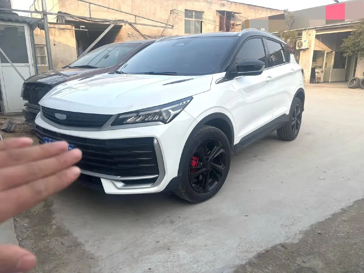 2025 Geely Coolray 1.5T 181HP L4 7DCT