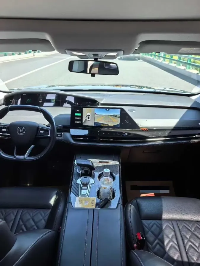 2021 ChangAn UNI-K 2.0T 233HP L4 8AT,autocango,china used car exporter,china ev exporter,chinese used car exporter,chinese used ev exporter