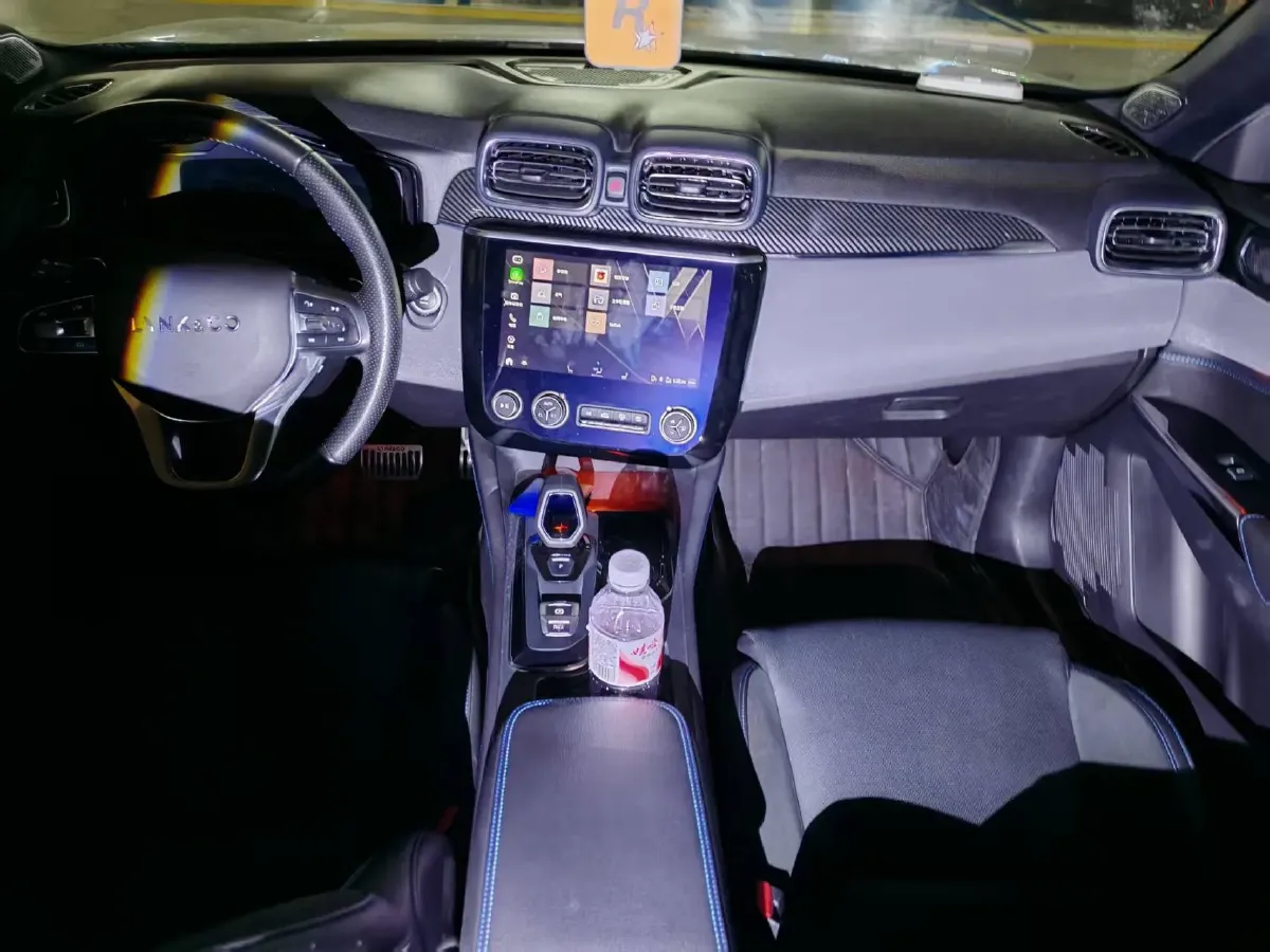 2019 LYNK&CO 03 New Energy 1.5T 180HP L3 7DCT PHEV 9.4KWH,autocango,china used car exporter,china ev exporter,chinese used car exporter,chinese used ev exporter