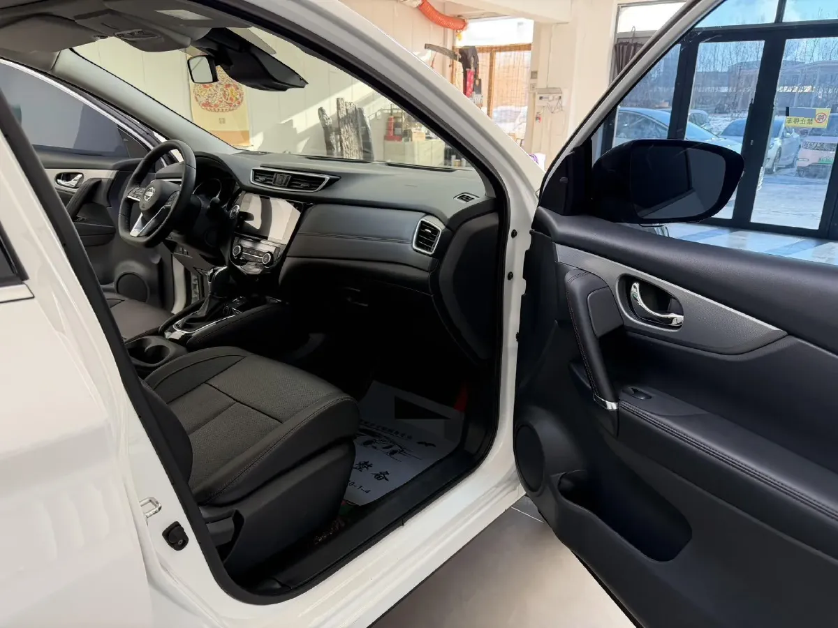 2022 Nissan Qashqai 2.0L 151HP L4 CVT,autocango,china used car exporter,china ev exporter,chinese used car exporter,chinese used ev exporter