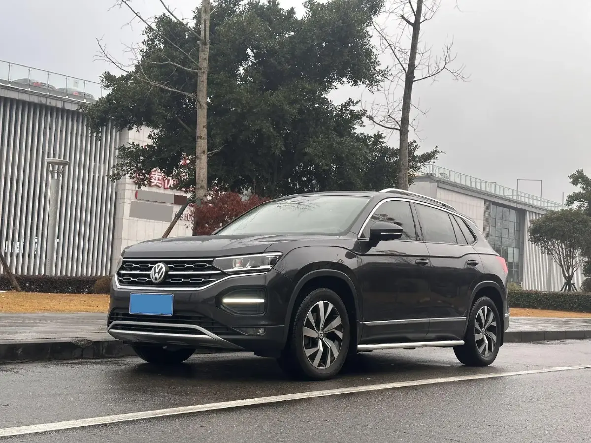 2019 Jeep Cherokee 2.0T 234HP L4 9AT