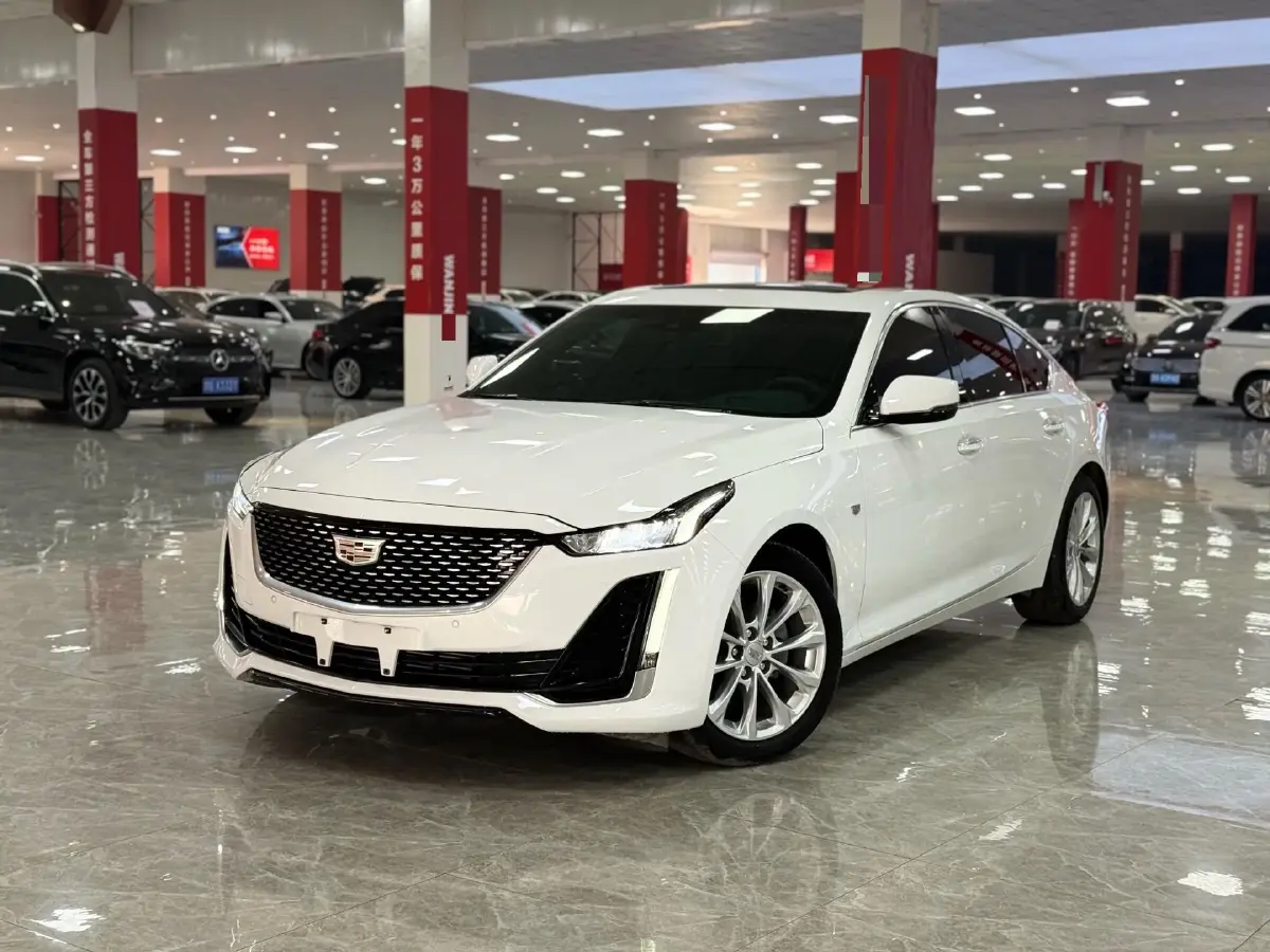 2023 Cadillac CT5 2.0T 237HP L4 10AT