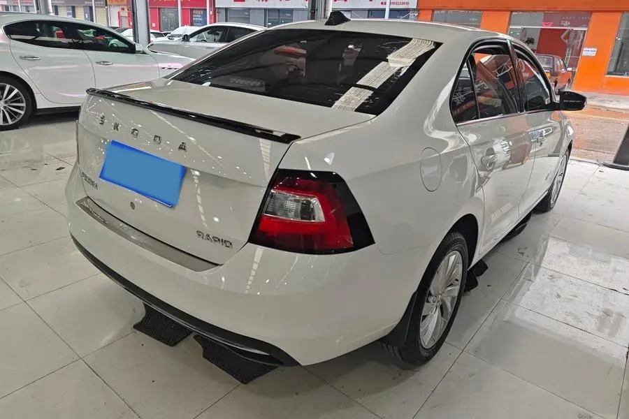 2019 SWM G01 1.5T 156HP L4 6AT,autocango,china used car exporter,china ev exporter,chinese used car exporter,chinese used ev exporter