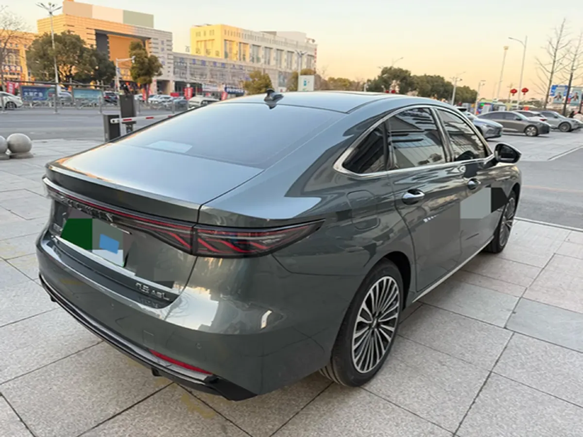 2025 Fulwin FulwinA8L 1.5T 156HP L4 1DHT PHEV 18.67KWH,autocango,china used car exporter,china ev exporter,chinese used car exporter,chinese used ev exporter