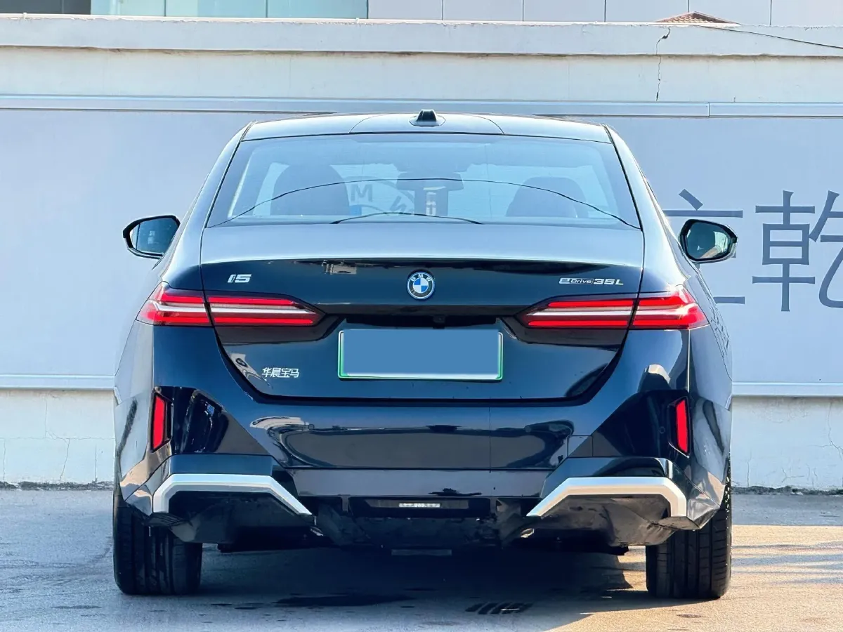 2024 BMW i5 BEV 79.05KWH,autocango,china used car exporter,china ev exporter,chinese used car exporter,chinese used ev exporter