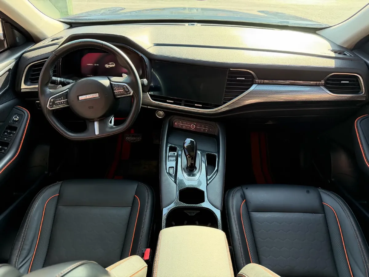 2020 Haval F7 2.0T 224HP L4 7DCT,autocango,china used car exporter,china ev exporter,chinese used car exporter,chinese used ev exporter