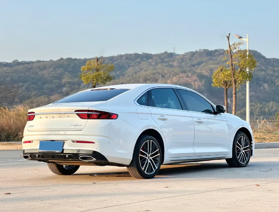 2020 Peugeot 408 1.6T 170HP L4 6AT,autocango,china used car exporter,china ev exporter,chinese used car exporter,chinese used ev exporter