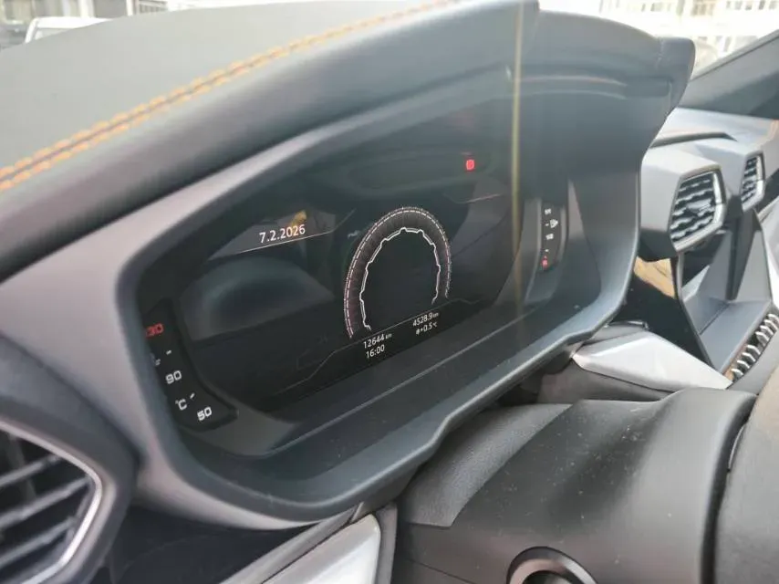 2018 Lamborghini Urus 4.0T 650HP V8 8AT,autocango,china used car exporter,china ev exporter,chinese used car exporter,chinese used ev exporter