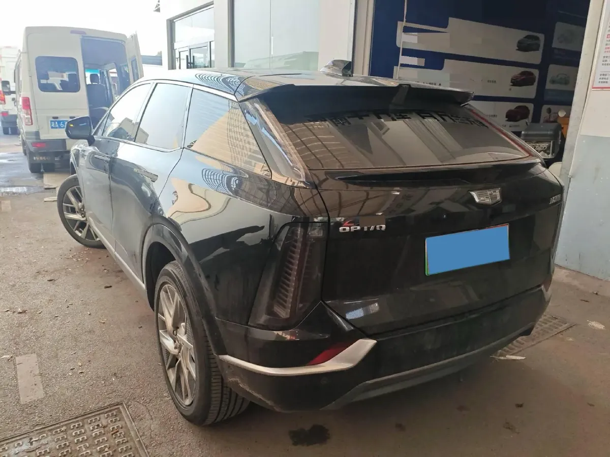 2024 Cadillac OPTIQ BEV 68.4KWH,autocango,china used car exporter,china ev exporter,chinese used car exporter,chinese used ev exporter