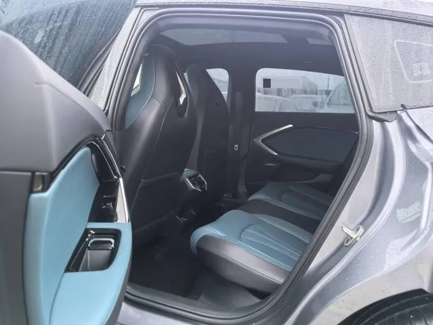 2023 MG 7 2.0T 261HP L4 9AT,autocango,china used car exporter,china ev exporter,chinese used car exporter,chinese used ev exporter