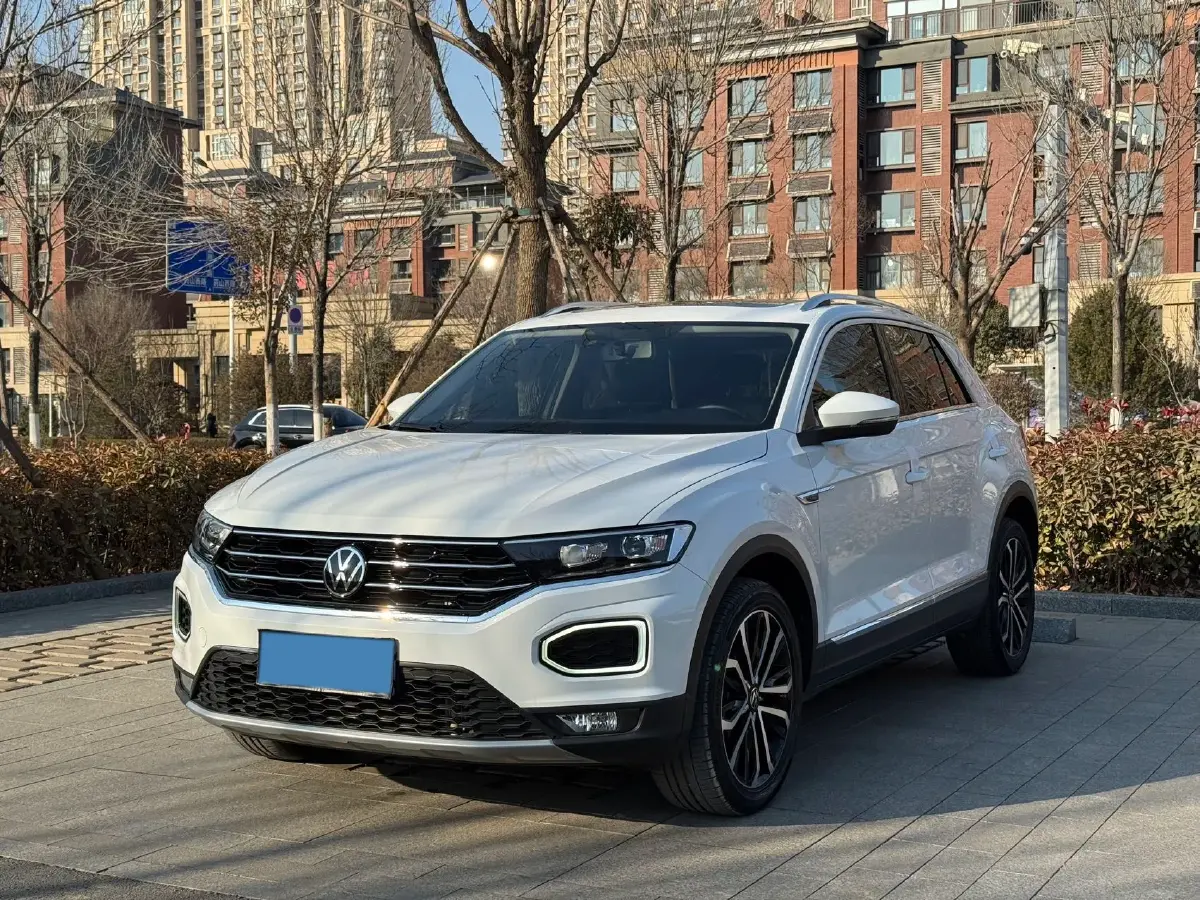 2022 Volkswagen T-Roc 1.4T 150HP L4 7DCT