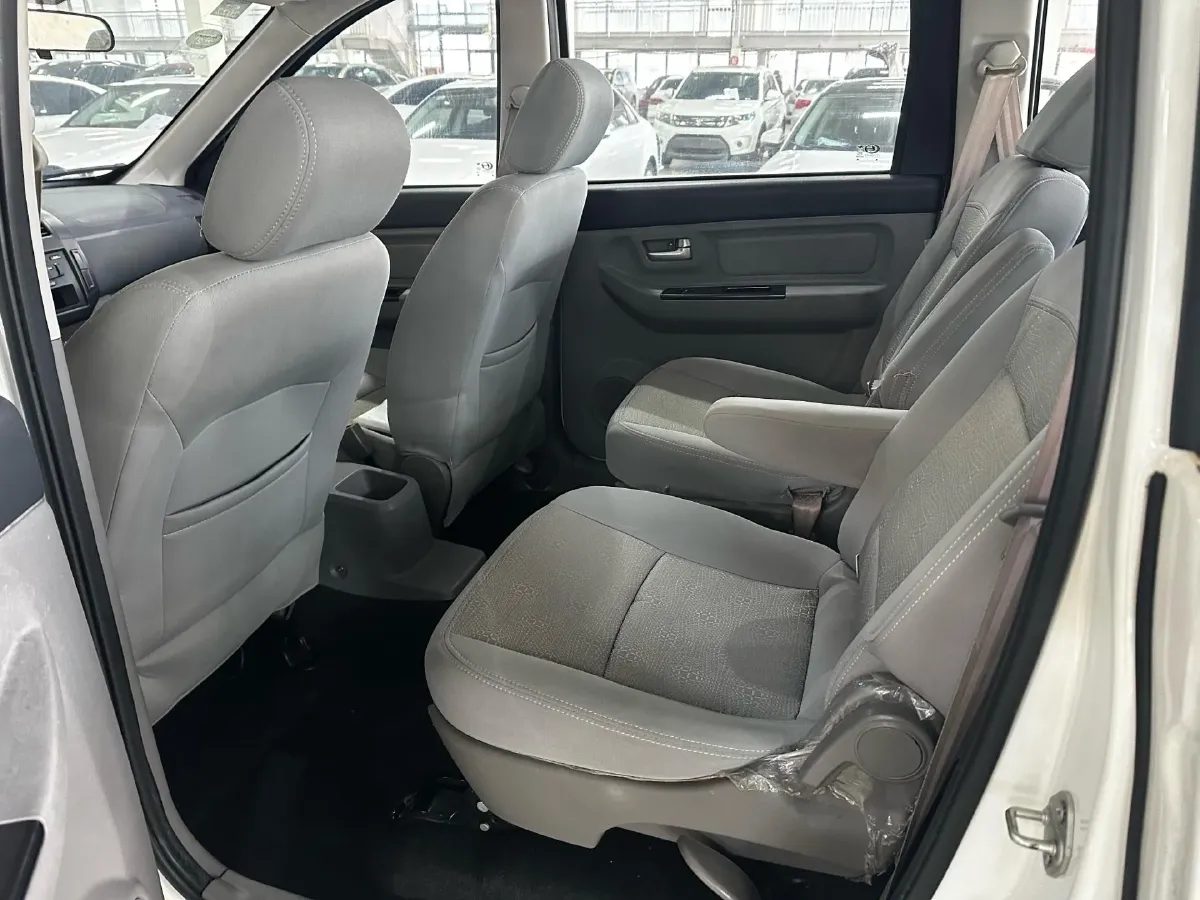 2015 BAIC ChangHe M50S 1.4L 99HP L4 5MT,autocango,china used car exporter,china ev exporter,chinese used car exporter,chinese used ev exporter