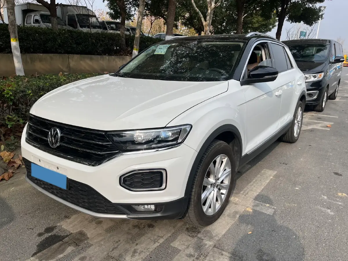 2019 Volkswagen T-Roc 1.4T 150HP L4 7DCT