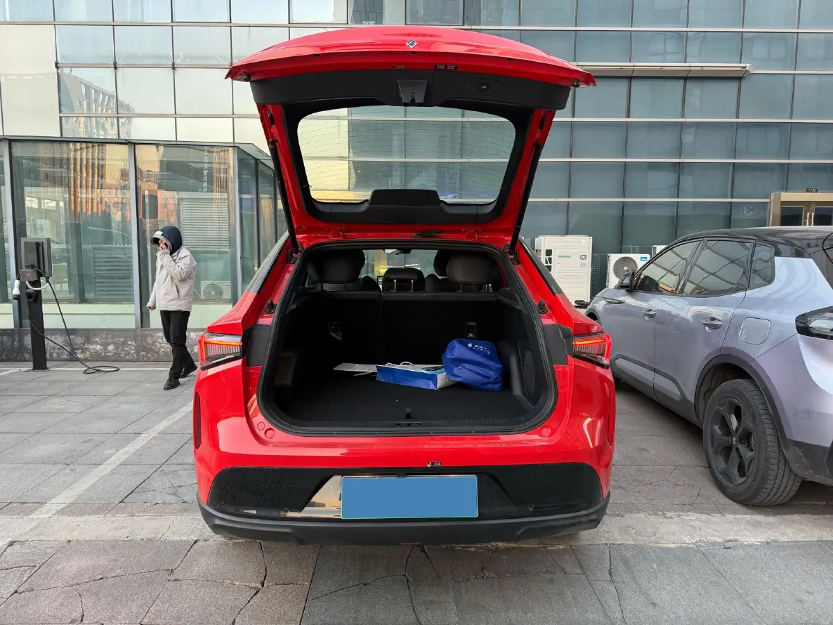 2023 Livan 7 BEV 68.03KWH,autocango,china used car exporter,china ev exporter,chinese used car exporter,chinese used ev exporter