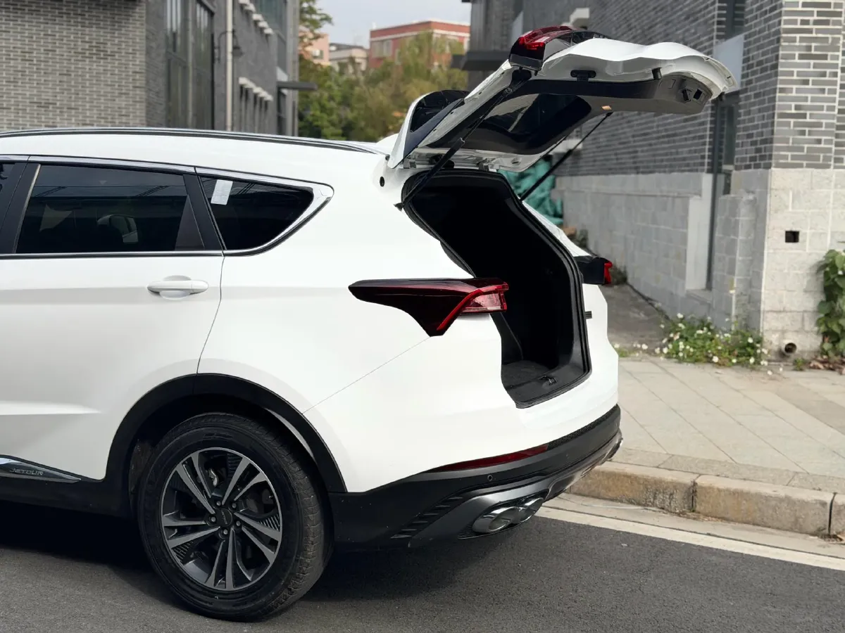 2021 Jetour X70 Plus 1.5T 156HP L4 6DCT,autocango,china used car exporter,china ev exporter,chinese used car exporter,chinese used ev exporter