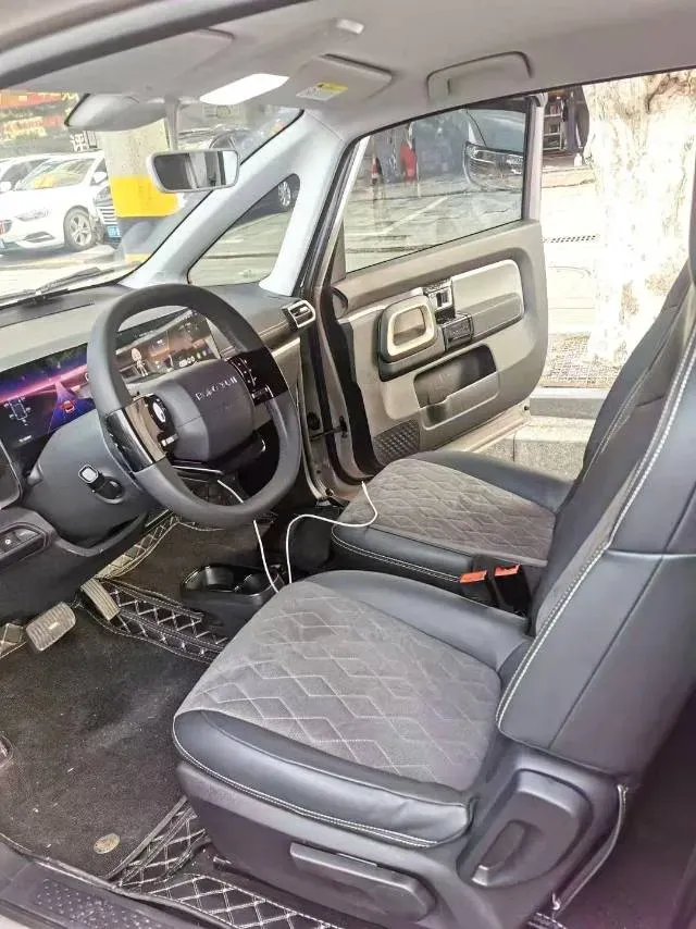 2023 BaoJun KiWi EV BEV 31.9KWH,autocango,china used car exporter,china ev exporter,chinese used car exporter,chinese used ev exporter