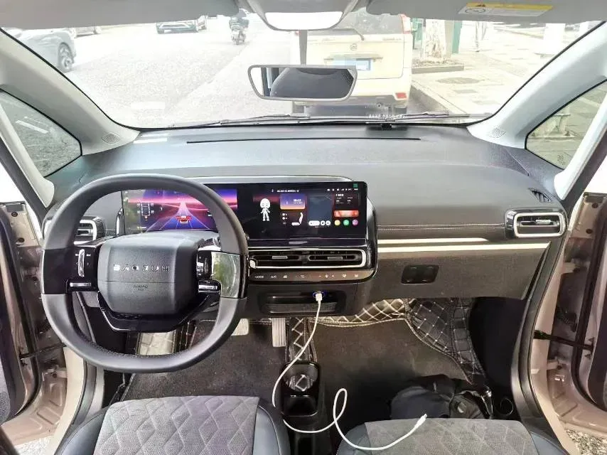 2023 BaoJun KiWi EV BEV 31.9KWH,autocango,china used car exporter,china ev exporter,chinese used car exporter,chinese used ev exporter