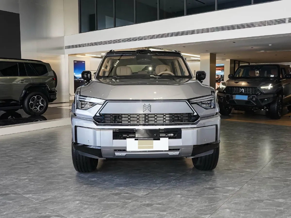 2025 Jetour Zongheng G700 2.0T 211HP L4 2DHT PHEV,autocango,china used car exporter,china ev exporter,chinese used car exporter,chinese used ev exporter