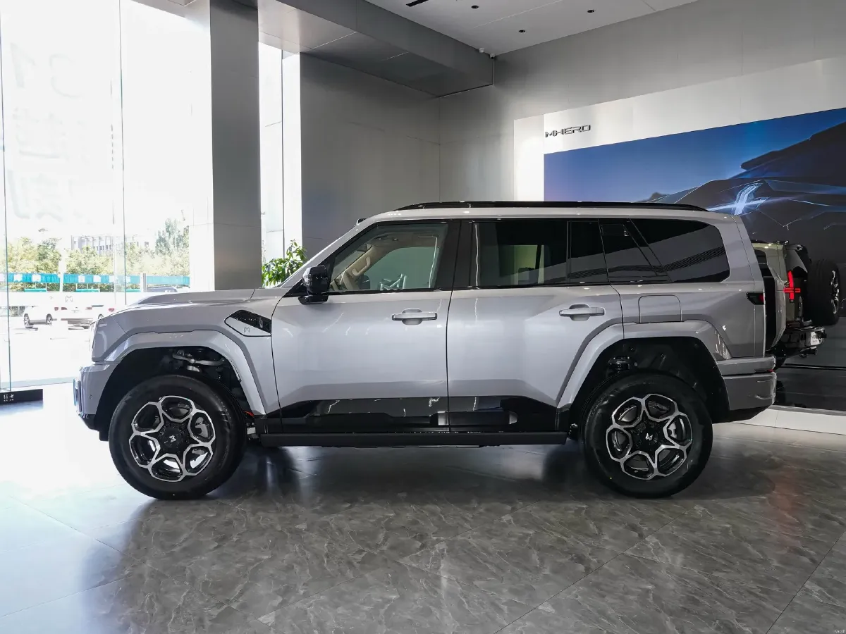 2025 Jetour Zongheng G700 2.0T 211HP L4 2DHT PHEV,autocango,china used car exporter,china ev exporter,chinese used car exporter,chinese used ev exporter