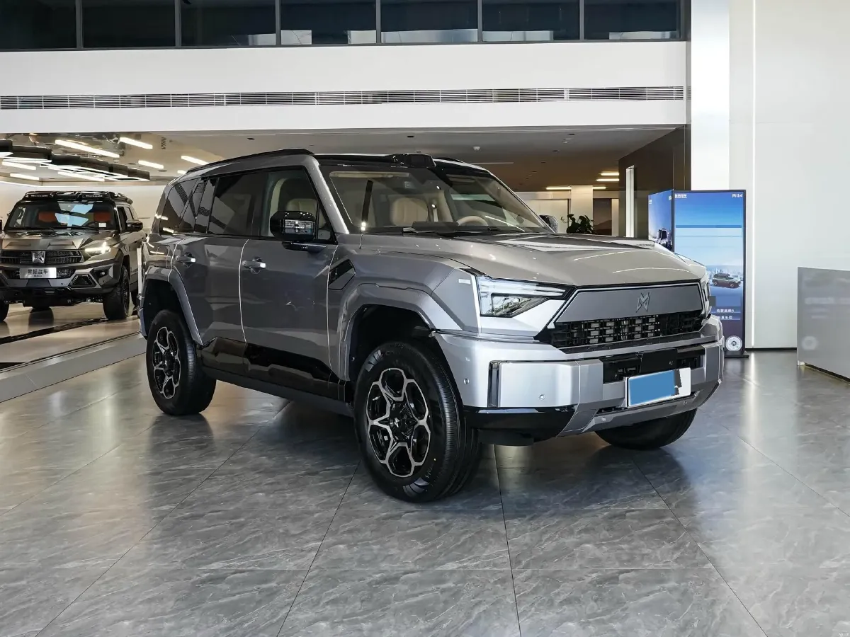 2025 Jetour Zongheng G700 2.0T 211HP L4 2DHT PHEV,autocango,china used car exporter,china ev exporter,chinese used car exporter,chinese used ev exporter