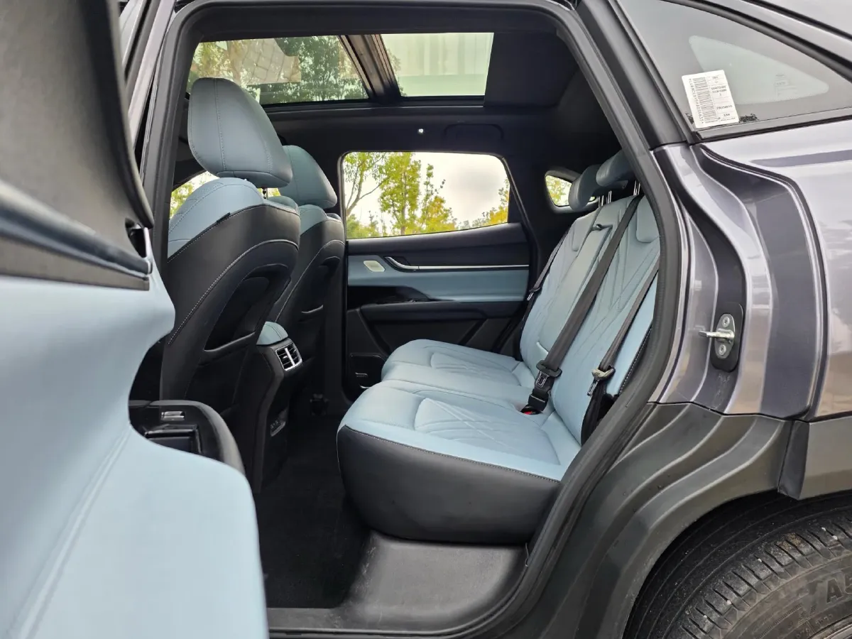 2023 Chery EV eQ7 BEV 67.12KWH,autocango,china used car exporter,china ev exporter,chinese used car exporter,chinese used ev exporter