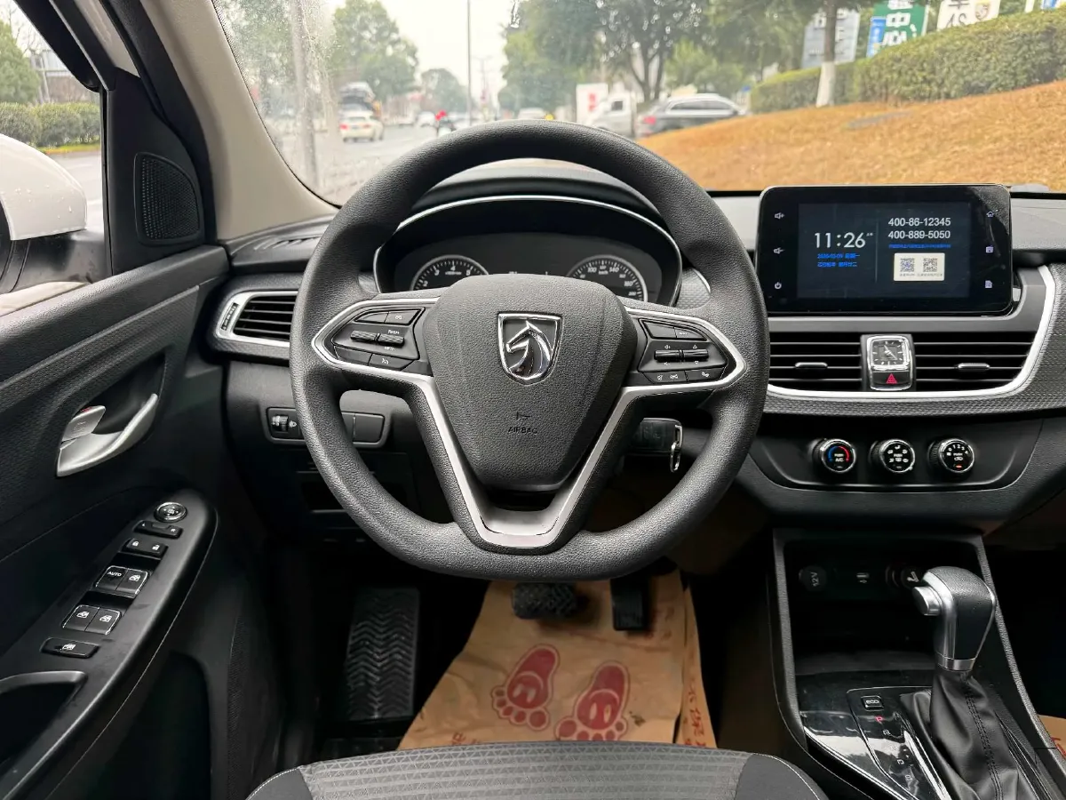 2019 BaoJun 730 1.5T 147HP L4 CVT,autocango,china used car exporter,china ev exporter,chinese used car exporter,chinese used ev exporter