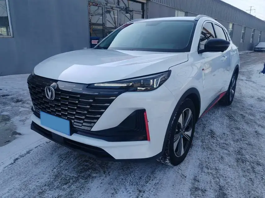2022 ChangAn UNI-V 1.5T 188HP L4 7DCT