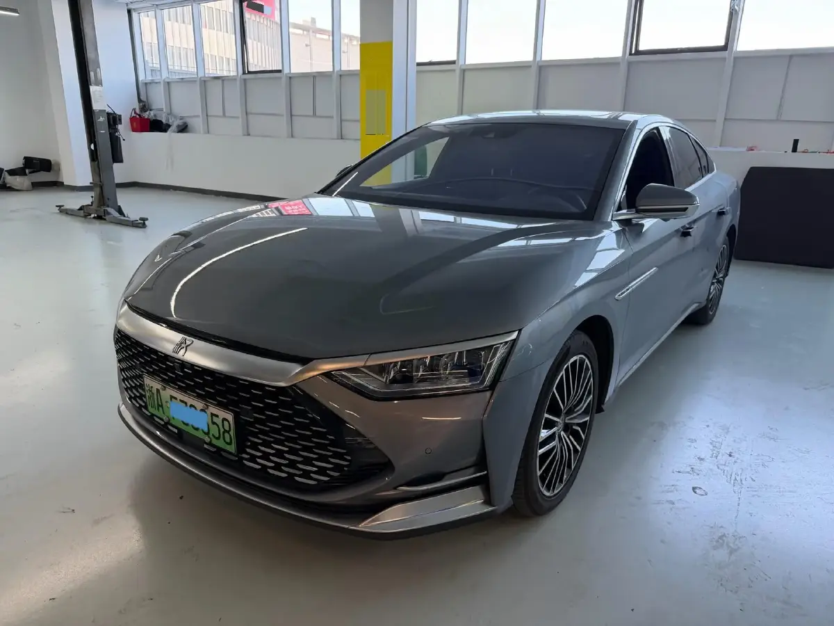 2020 WEY VV7 2.0T 227HP L4 7DCT PHEV