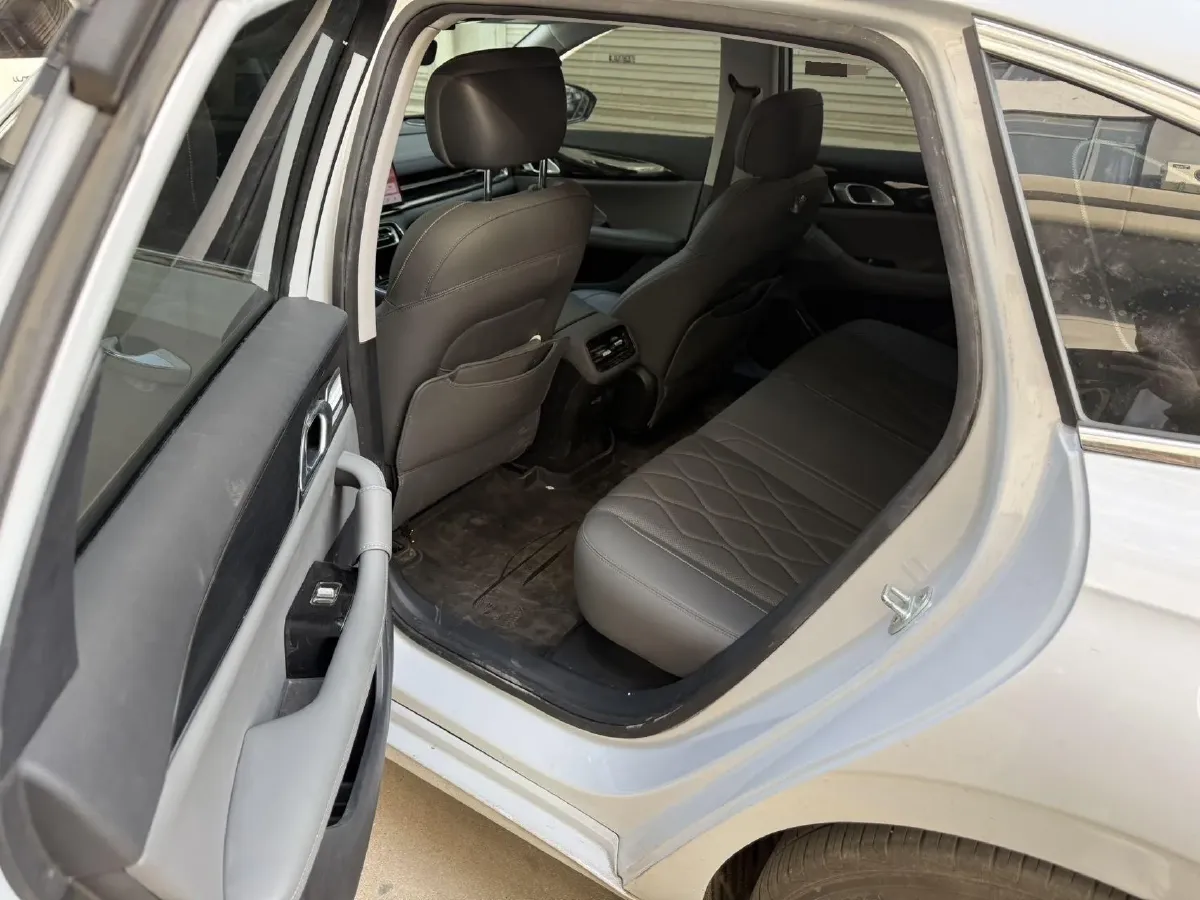 2025 Geely Galaxy A7 1.5L 112HP L4 1DHT PHEV,autocango,china used car exporter,china ev exporter,chinese used car exporter,chinese used ev exporter