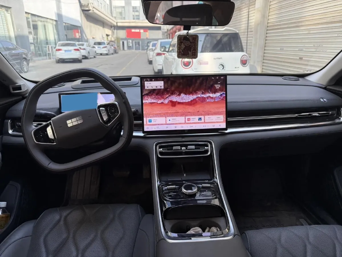 2025 Geely Galaxy A7 1.5L 112HP L4 1DHT PHEV,autocango,china used car exporter,china ev exporter,chinese used car exporter,chinese used ev exporter