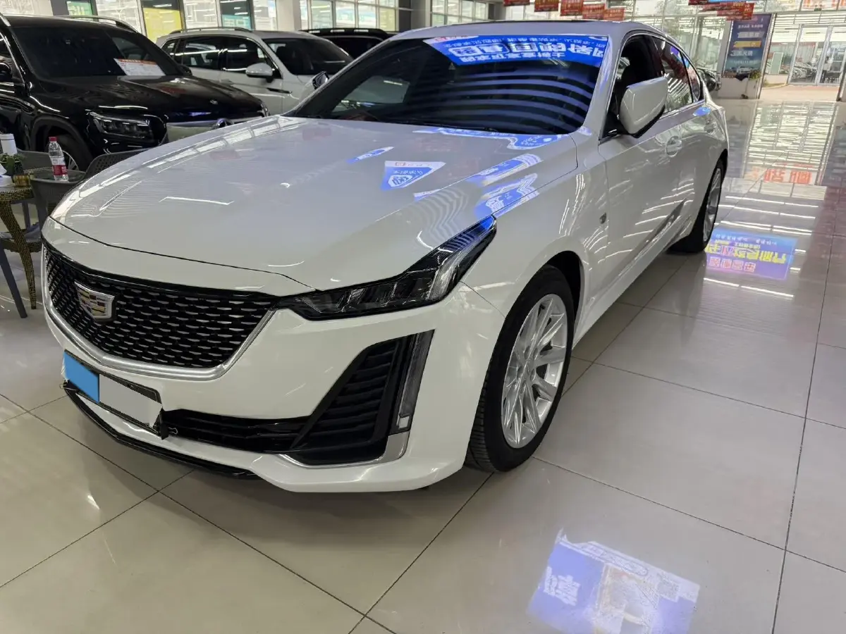 2020 Cadillac CT5 2.0T 237HP L4 10AT