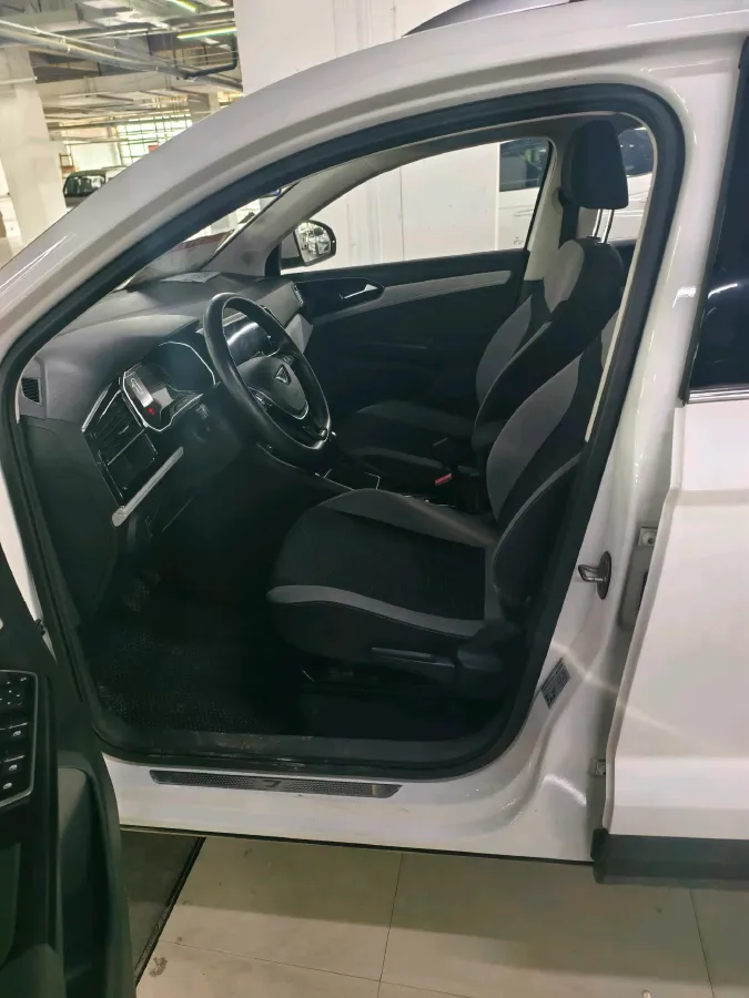 2022 Jetta VS7 1.4T 150HP L4 6AT,autocango,china used car exporter,china ev exporter,chinese used car exporter,chinese used ev exporter