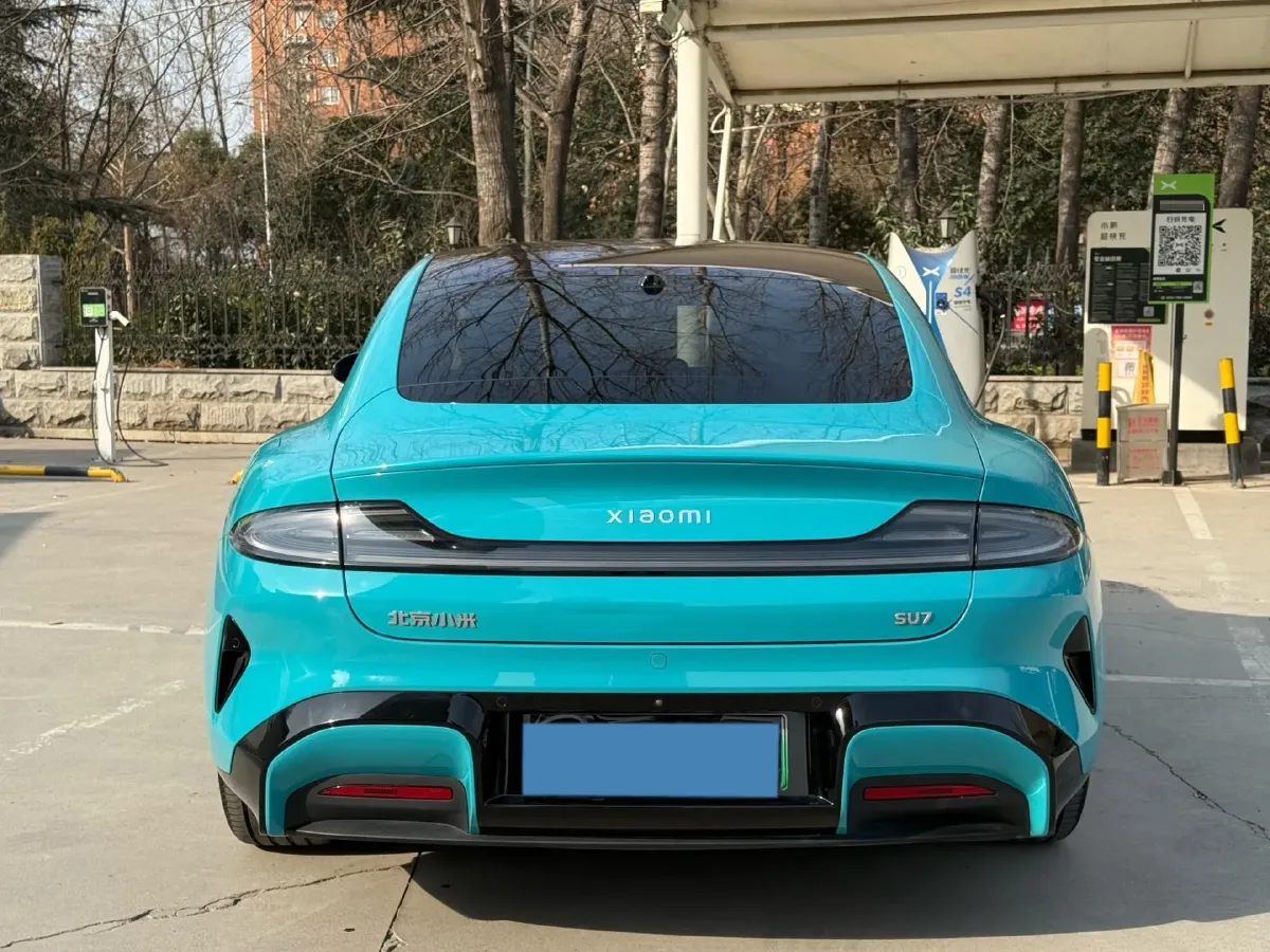 2024 MI SU7 BEV 73.6KWH,autocango,china used car exporter,china ev exporter,chinese used car exporter,chinese used ev exporter