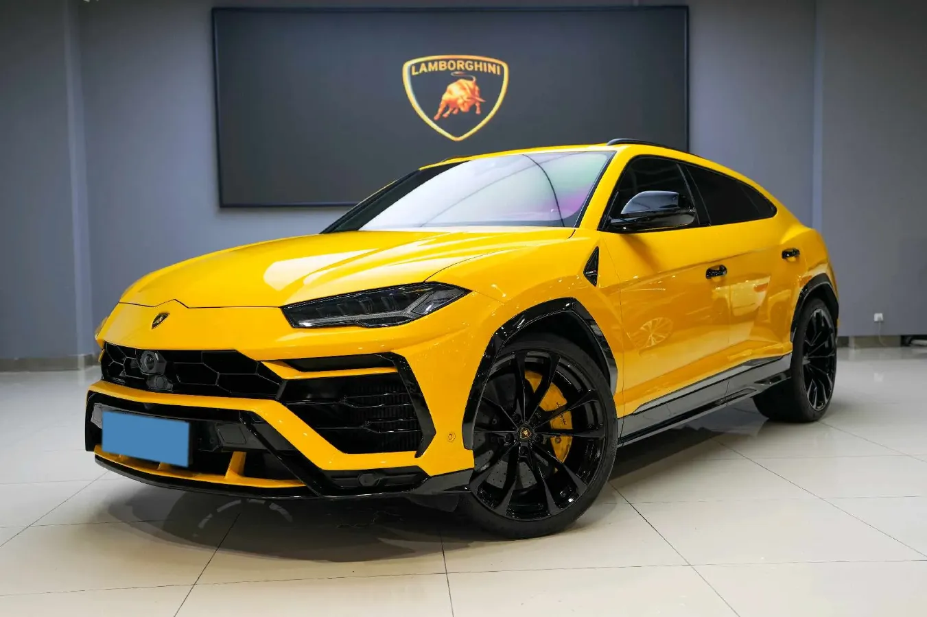2021 Lamborghini Urus 4.0T 641HP V8 8AT,autocango,china used car exporter,china ev exporter,chinese used car exporter,chinese used ev exporter